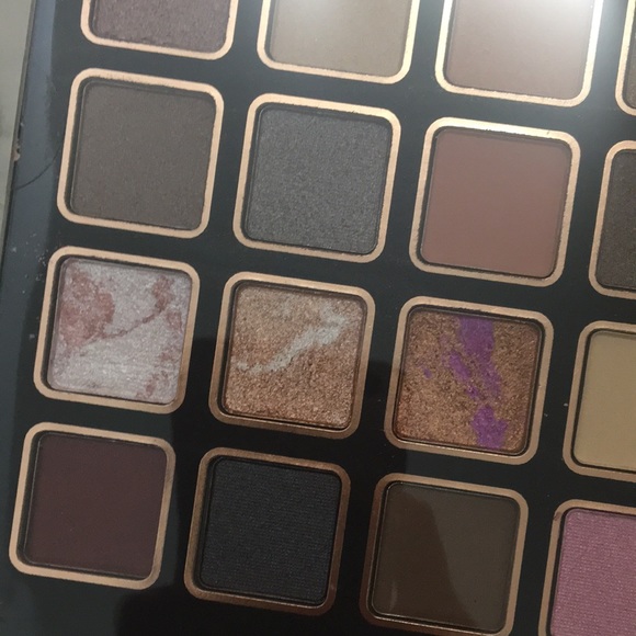Bellapierre Rocky Road Eyeshadow Palette - Picture 6 of 10